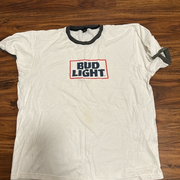 Tee - Picture 1 of 1